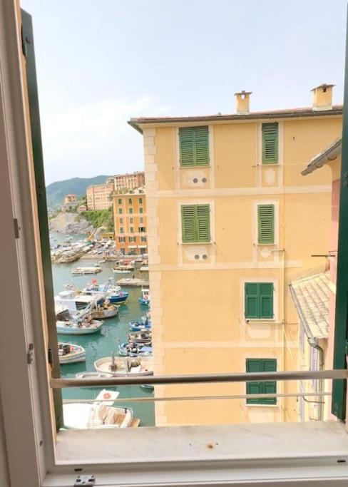 Attico Sul Porticciolo Antico Di Camogli Exterior foto